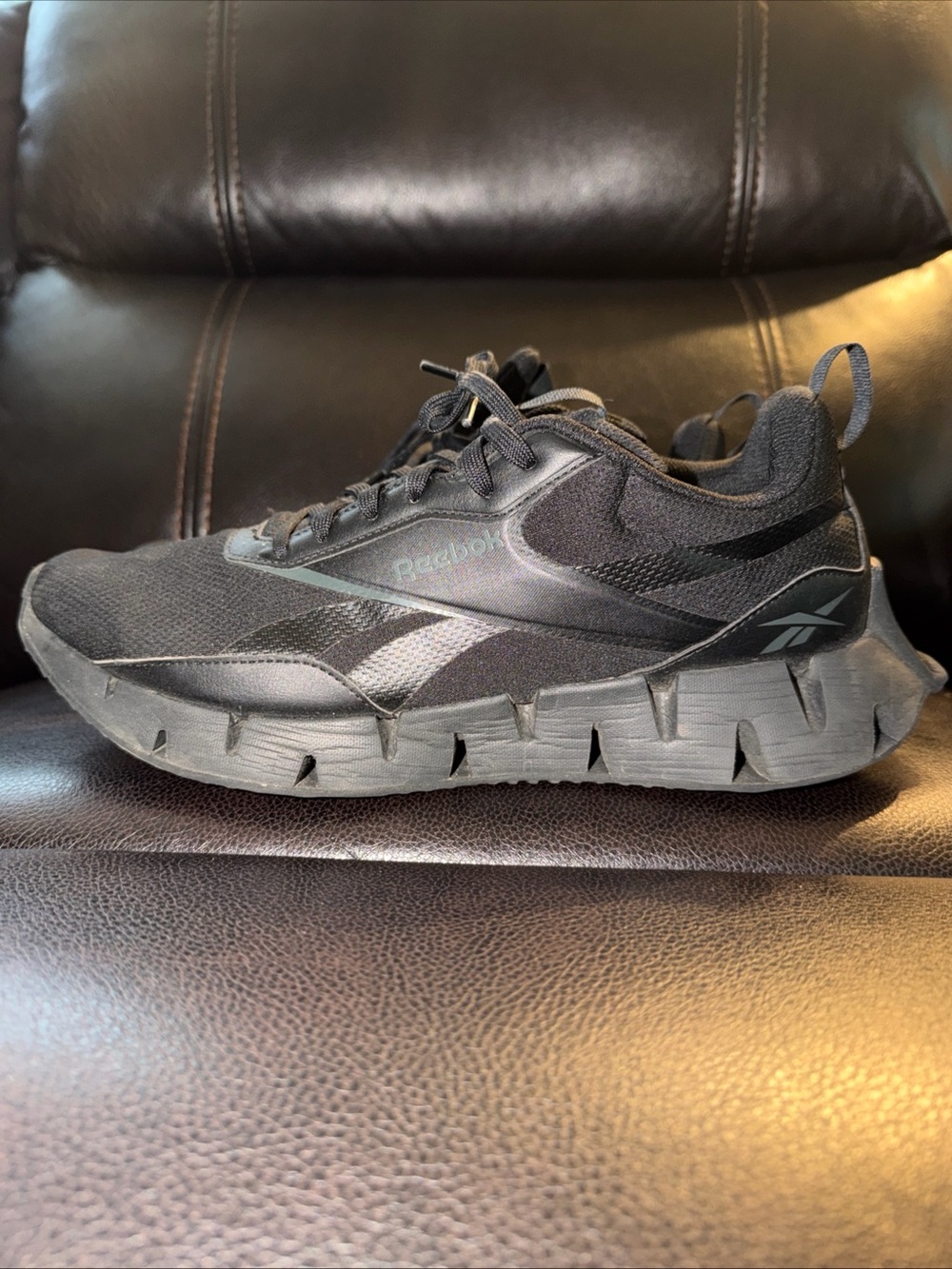 Reebok Zig Dynamica STR Men's Size 11 Black Mesh Lifestyle Shoe See Description